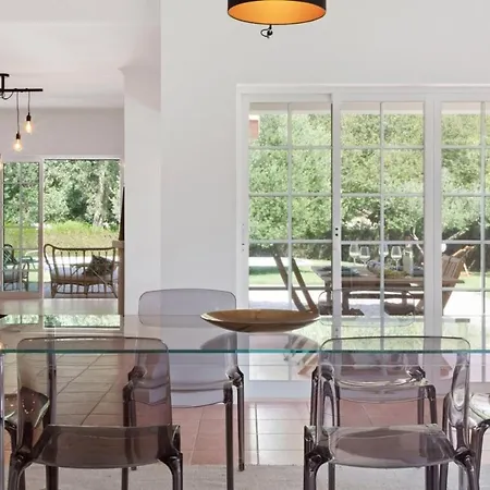 Holiday home Luxury Golf For 10 With Private Garden And Pool Palmela